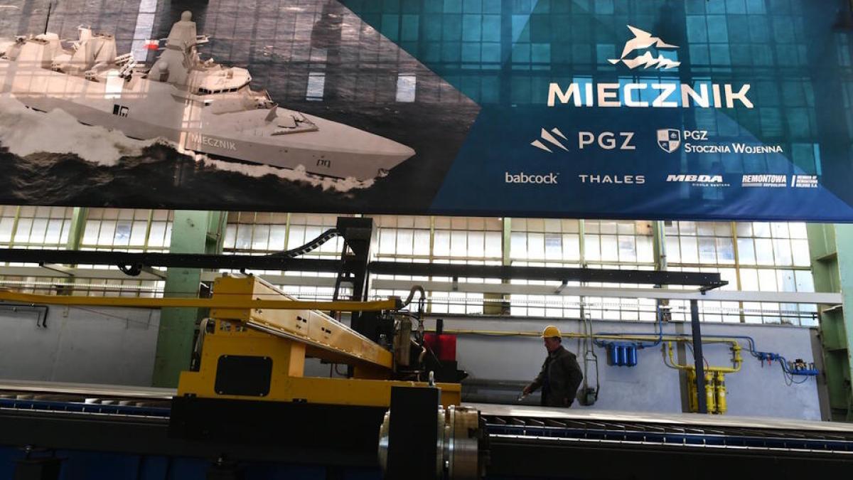 program-militar-polonez-fregate-miecznik_70081600