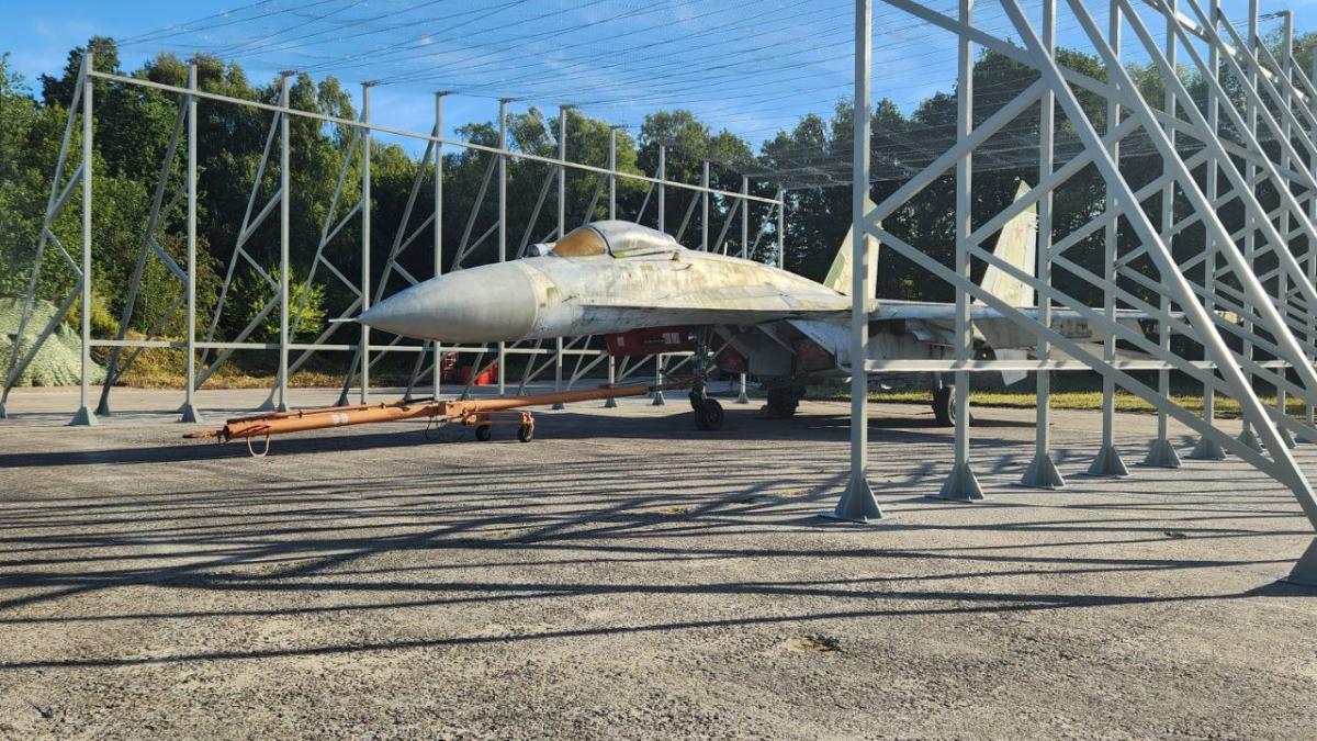 protectie-improvizata-avioane-rusesti_70153100