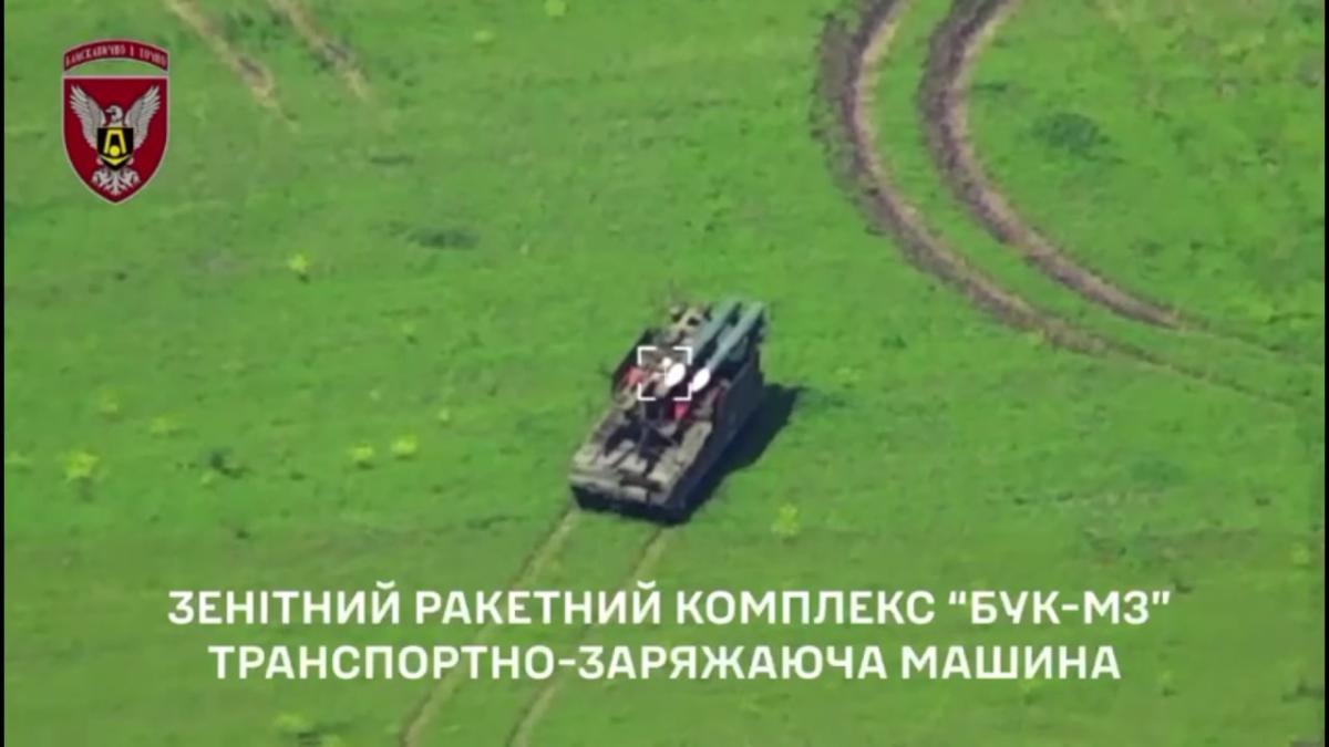 Combinația ”HIMARS / dronă Shark” a scos din joc încă două sisteme antiaeriene modernizate Buk-M3 ale Rusiei (video)
