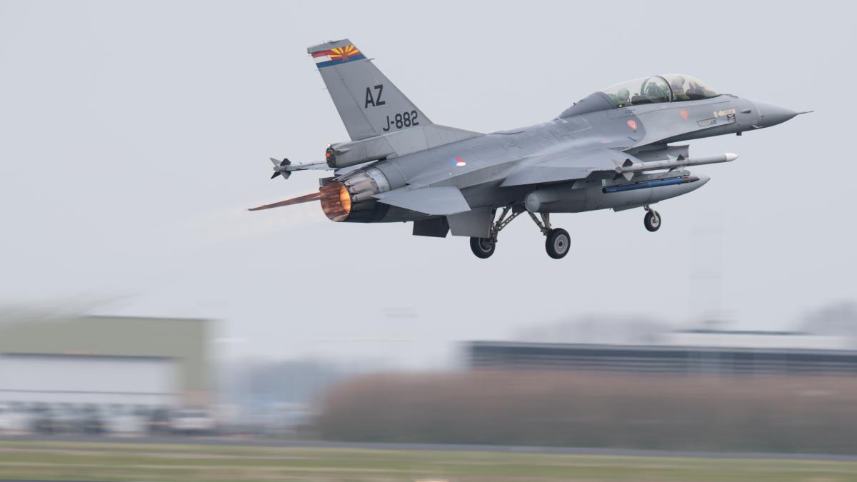 f-16-olanda_46762100