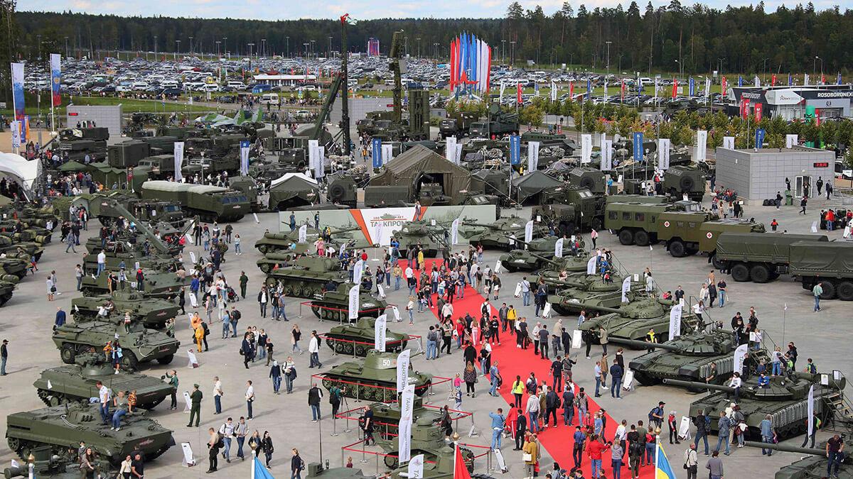 expozitie-de-arme-rusia_80528200