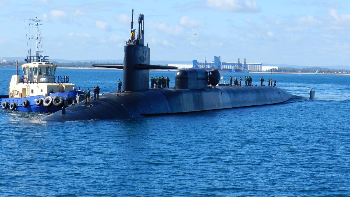 Submarin nuclear din clasa Ohio cu rachete Tomahawk, dislocat de SUA în zona Orientului. Ben Hodges: De obicei nu anunțăm așa ceva. A fost intenționat