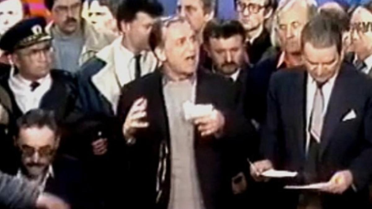 Cum i s-a predat puterea lui Ion Iliescu la Revoluție și țintele false de pe radare | Andrei Ursu, la Obiectiv EuroAtlantic la DefenseRomania