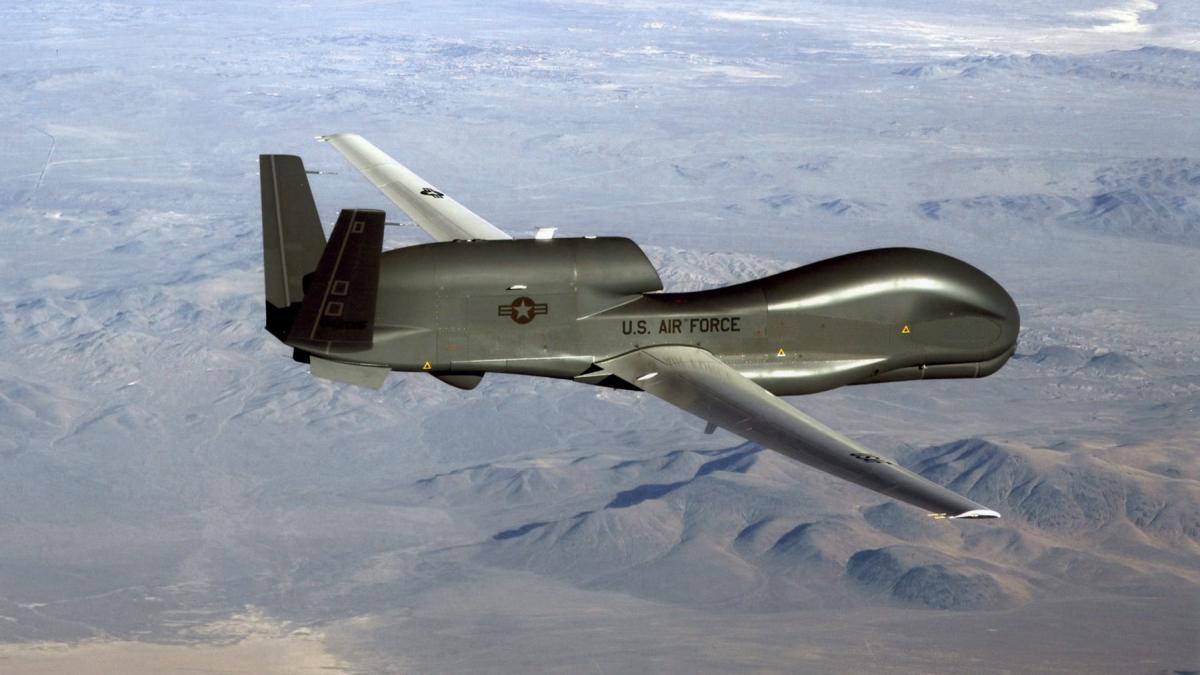 rq-4-global-hawk-sua_94698400