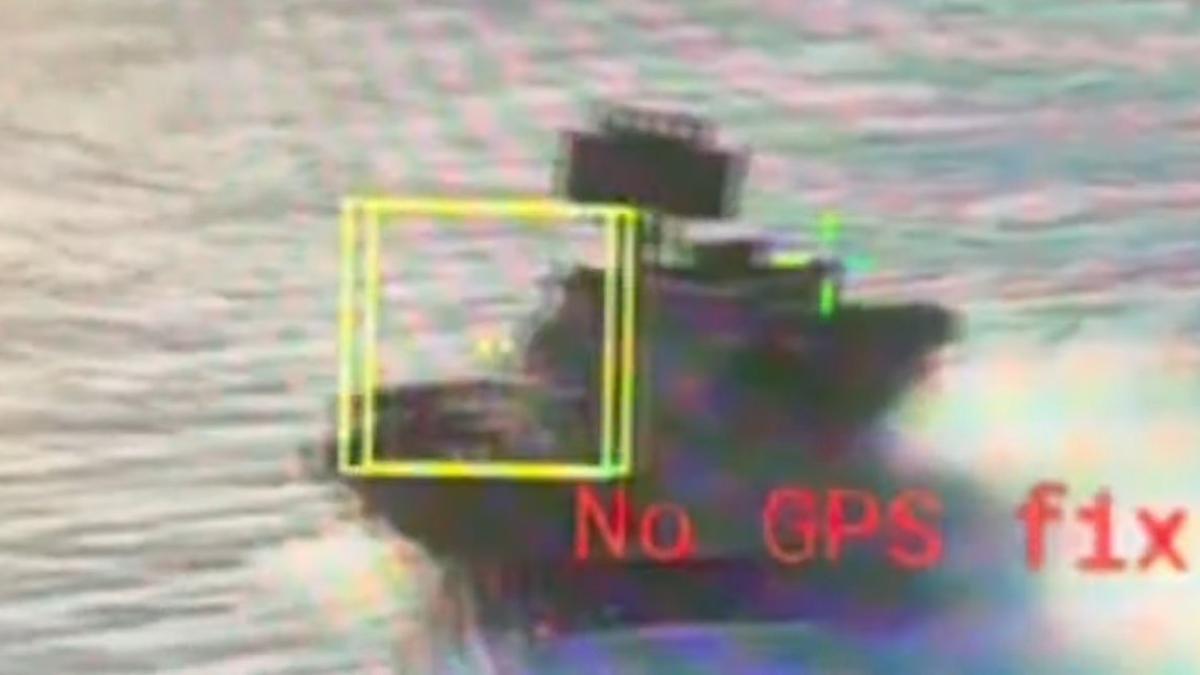 Momentul în care un sistem rusesc Tor nu reușește să intercepteze o dronă ucraineană și este ulterior lovit de aceasta (Video)