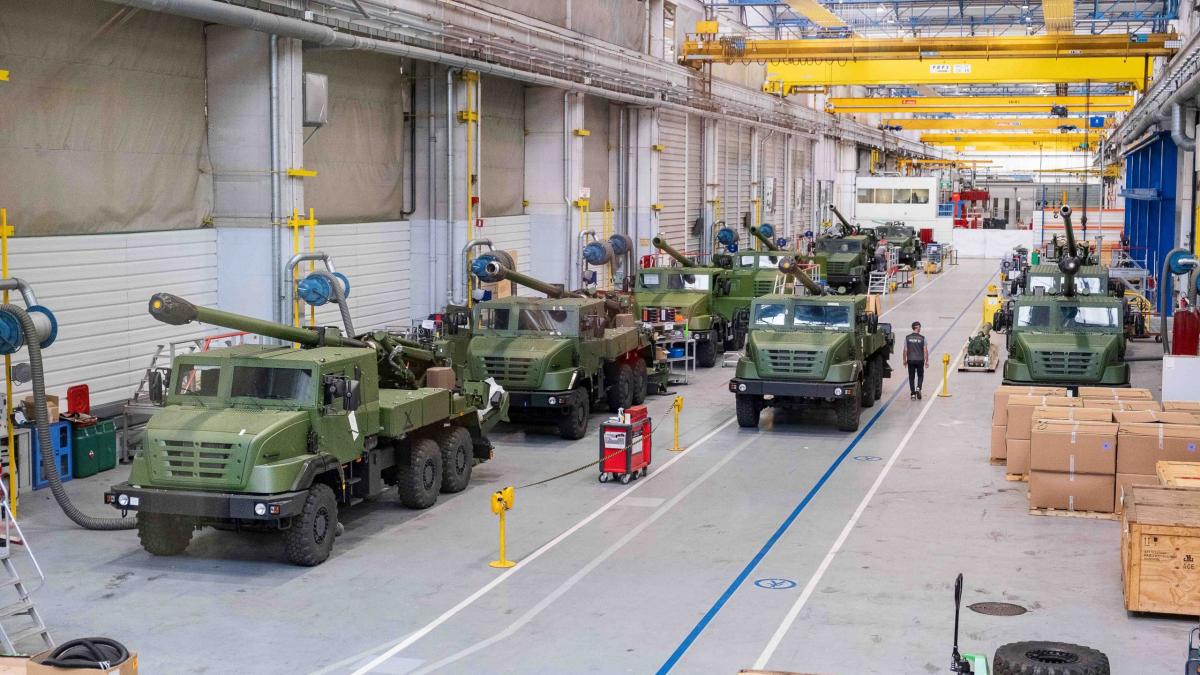 compania-nexter-linie-de-productie-obuziere-caersar_95945100