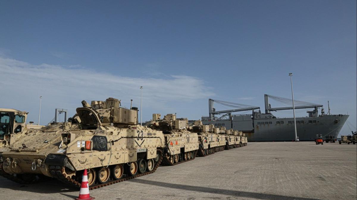 sua-transport-militar-blindate_13369700