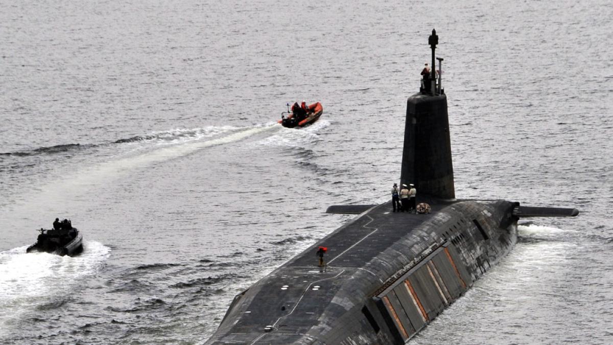 subarinul-hms-vanguard_50837200