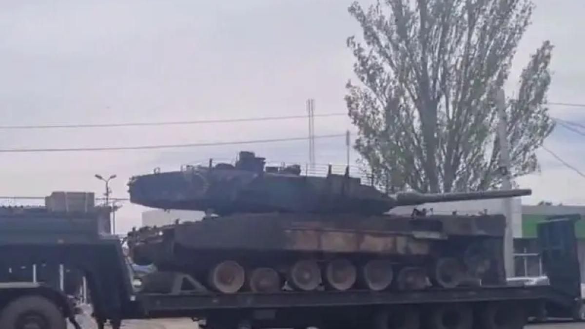 Forțele ruse au capturat un Leopard 2A6 al armatei ucrainene (FotoVideo): Este de așteptat ca tancul capturat să fie supus unei examinări înainte de a fi prezentat publicului