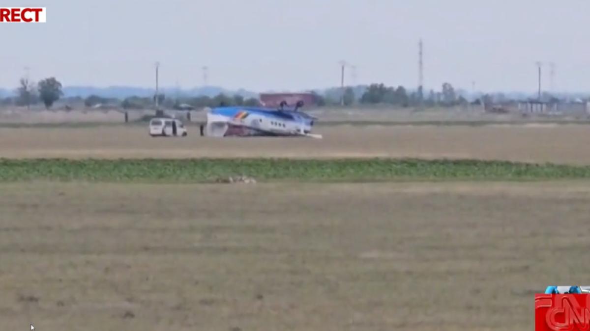 Un avion AN-2 s-a prăbușit la aterizare la Buzău, după ce militari români au executat misiuni de parașutare