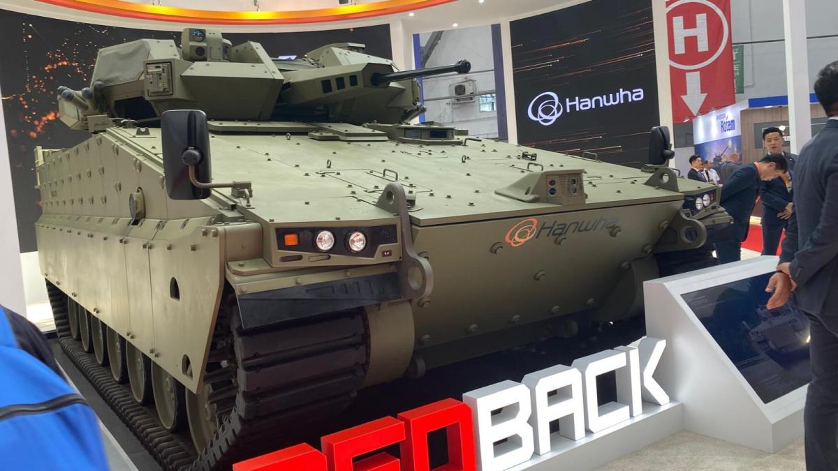 ifv-redback-prezentat-la-bsda-02_03836500