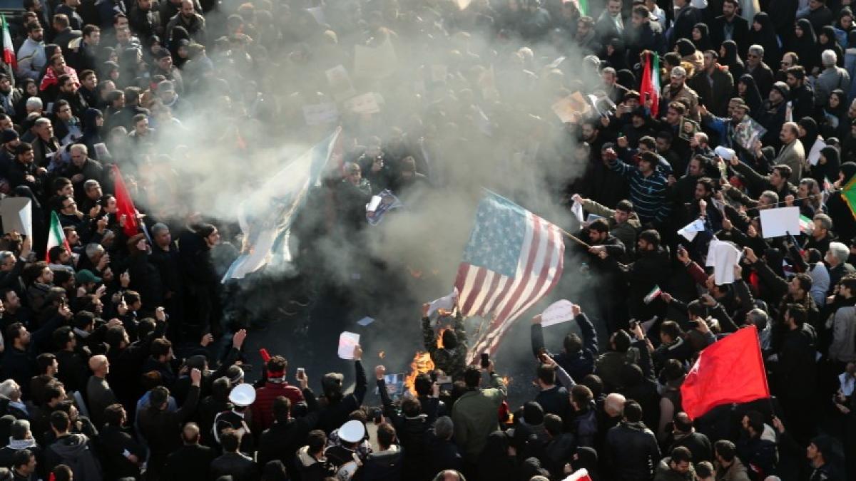 iran_protest_sua_soleimani_inmormantare_96765400