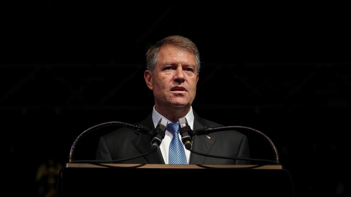 klaus-iohannis-u-s--embassy-romania_36901300