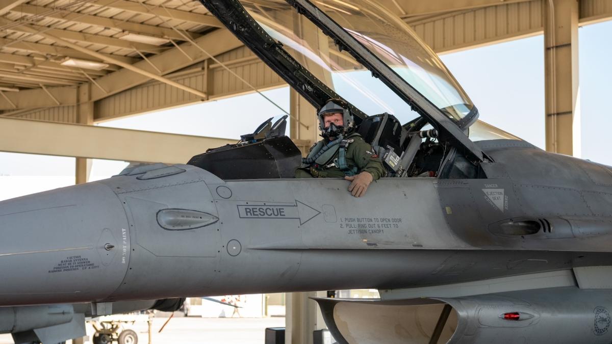 pilot-de-f-16-us-air-force_67297700