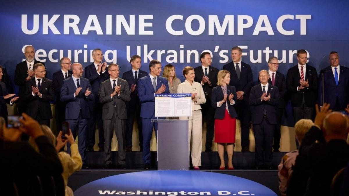 ukraine-compact_48749100