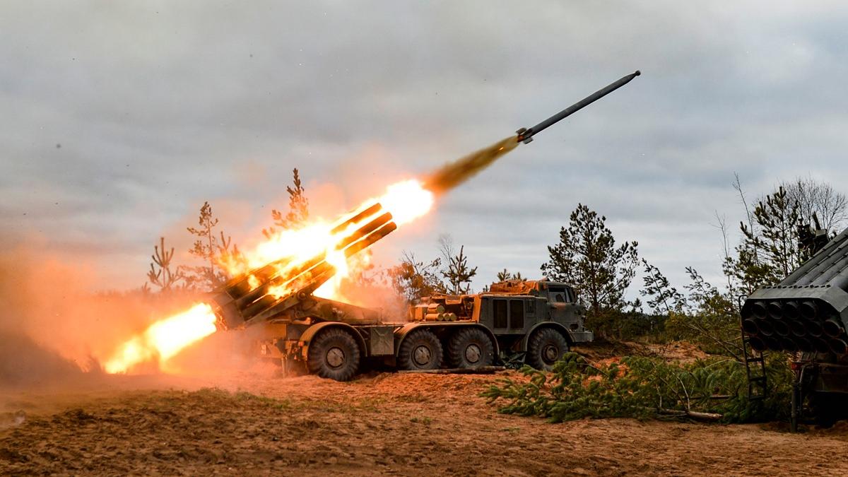 smerch-artilerie_80489300