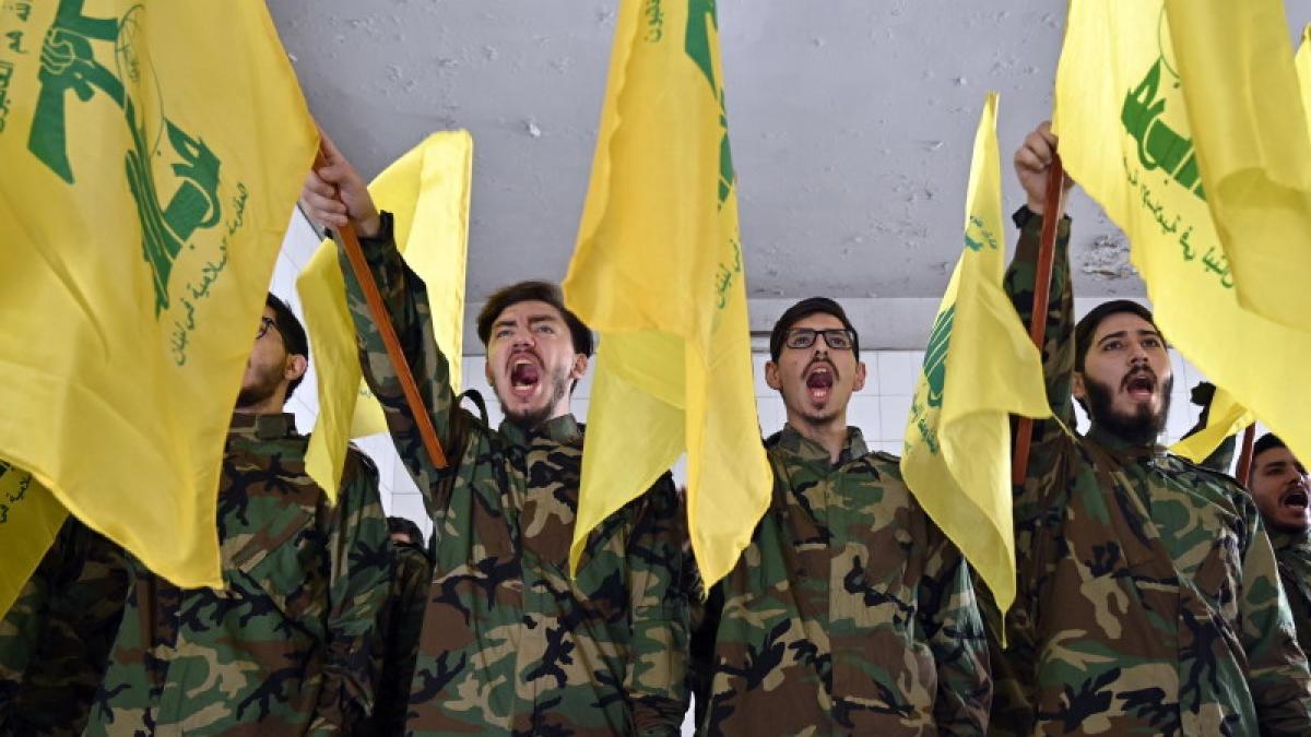2-hezbollah_93513600_14993900