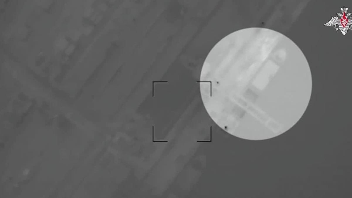 nava-distrusa-de-rusi-port-odessa_17410600