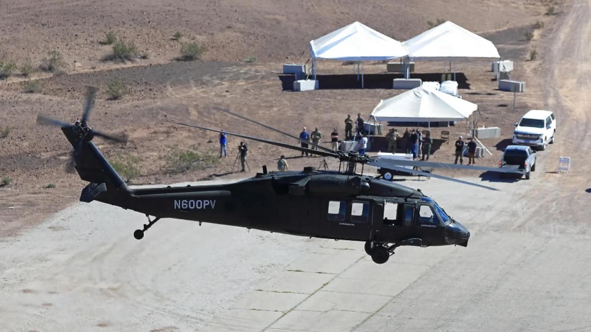 black-hawk-matrix-fara-pilot_72504400