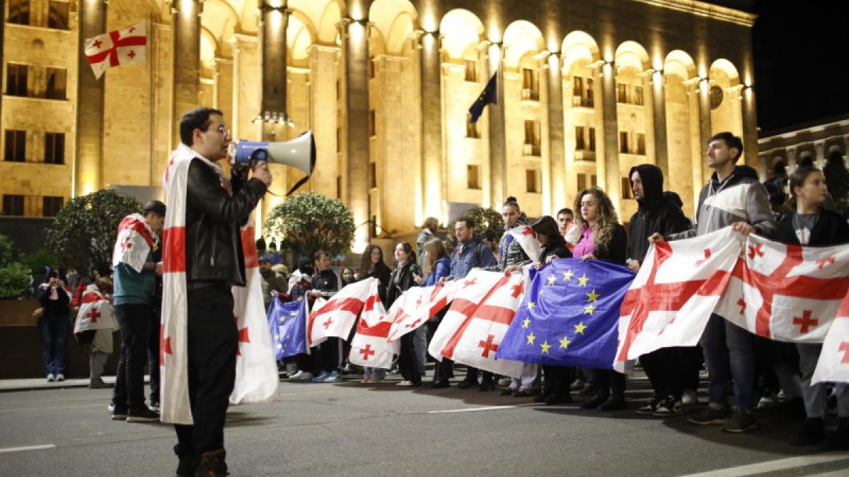 1-georgia-protest_76717600_81259100