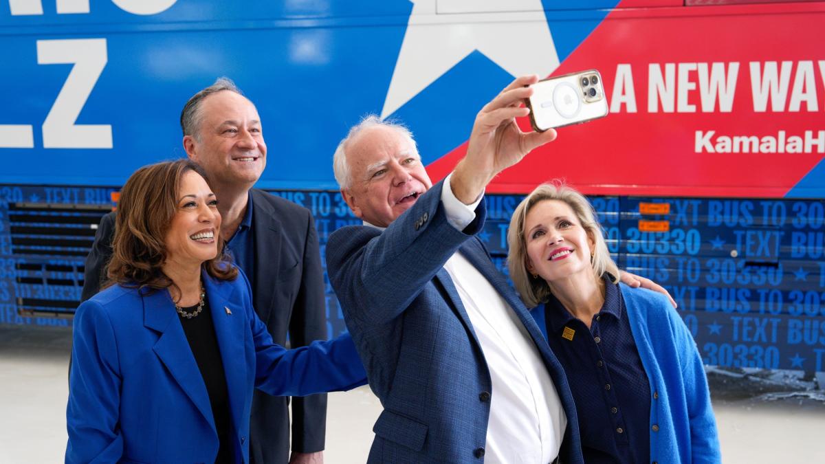 kamala-harris-tim-walz_53231100