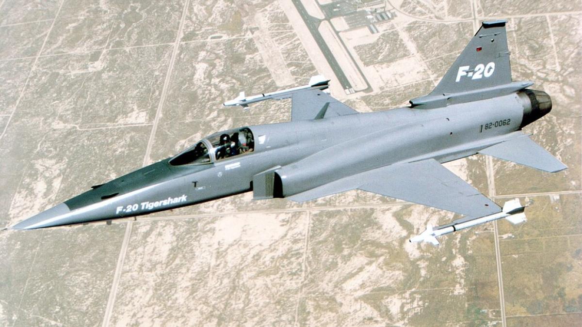 f-20-tigershark_76522100