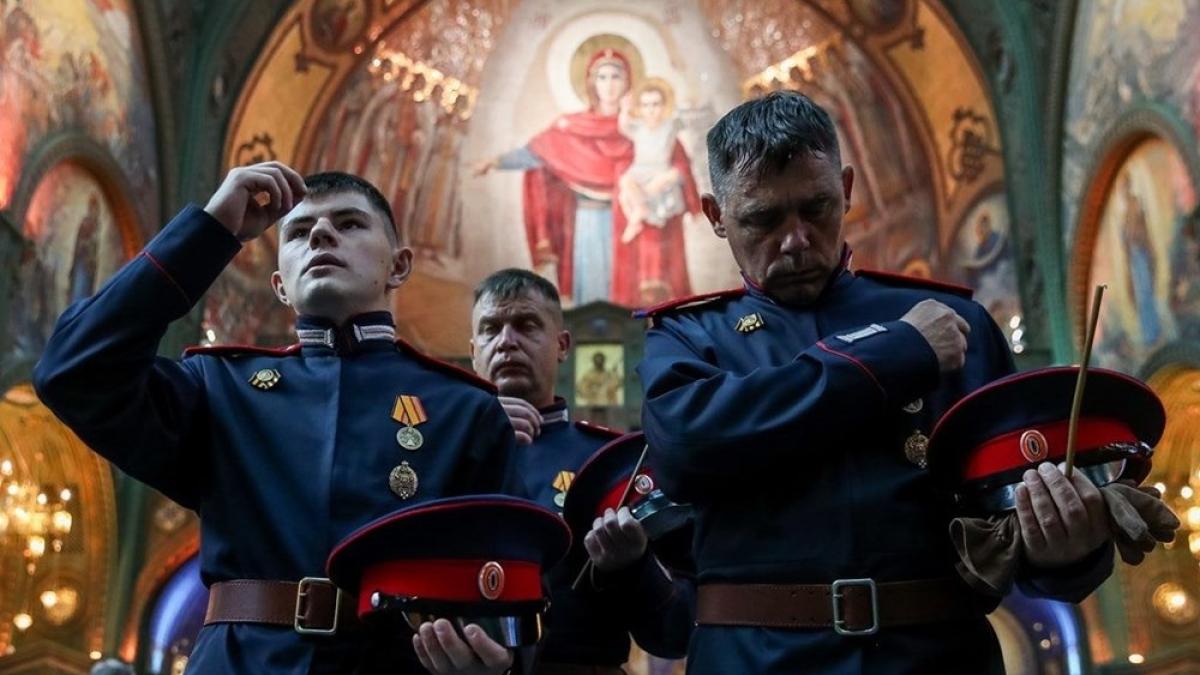 militari-rusi-biserica-rusa_67062000