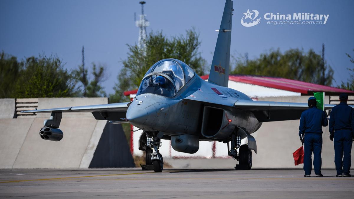 l-15-jl-10-china-avion_73937800