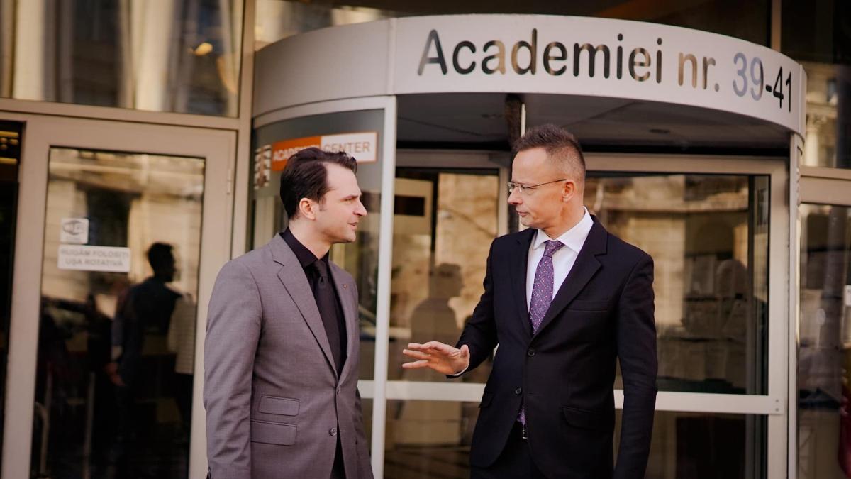 sebastian-burduja-peter-szijjarto_20908800