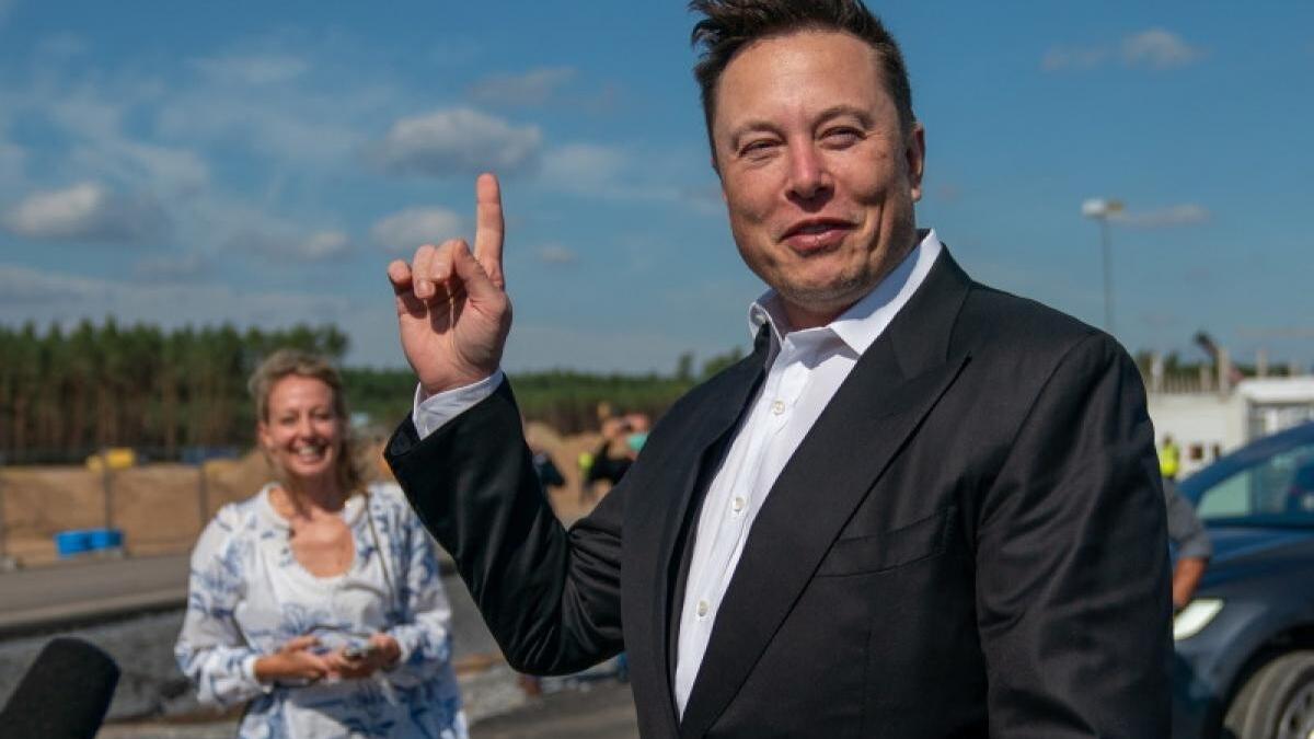 elon-musk_23125100