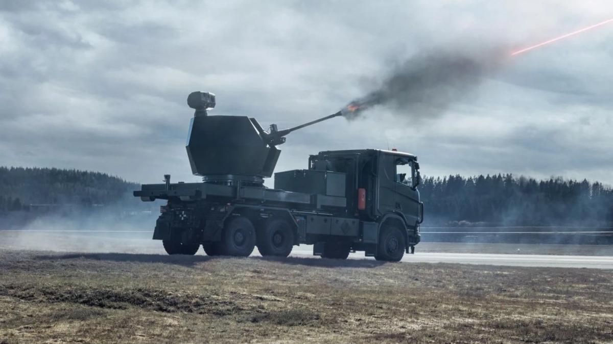 Ucraina obține un scut aerian de ultimă generație cu sistemul suedez Tridon Mk2