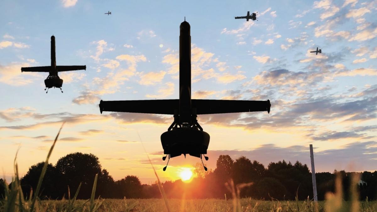 drone-de-tip-v-bat_24295800