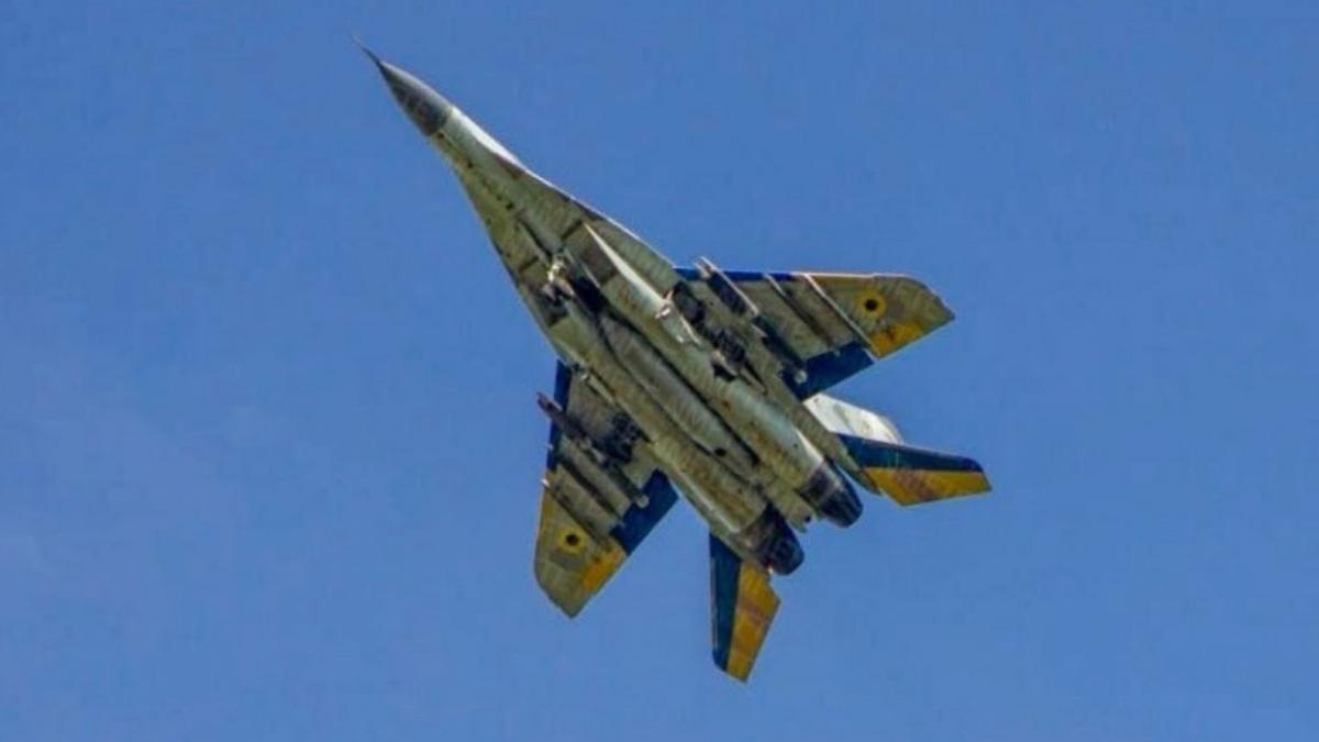 avion-mig-29-cu-bombe-gbu-39-02_45215000