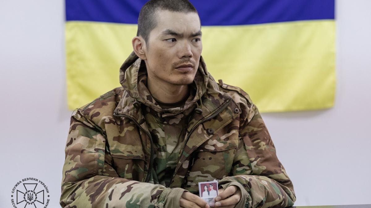 Ucraina publică interogatoriul cu cei doi prizonieri de război chinezi (Video): ,,Înainte să ajung pe front, nu ținusem niciodată o armă în mână''