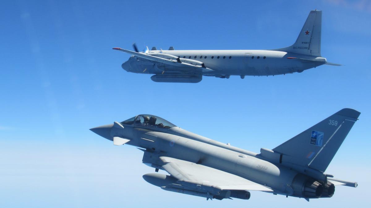 avion-typhoon-interceptare-aeronava-rusa-il-20-coot_48785500