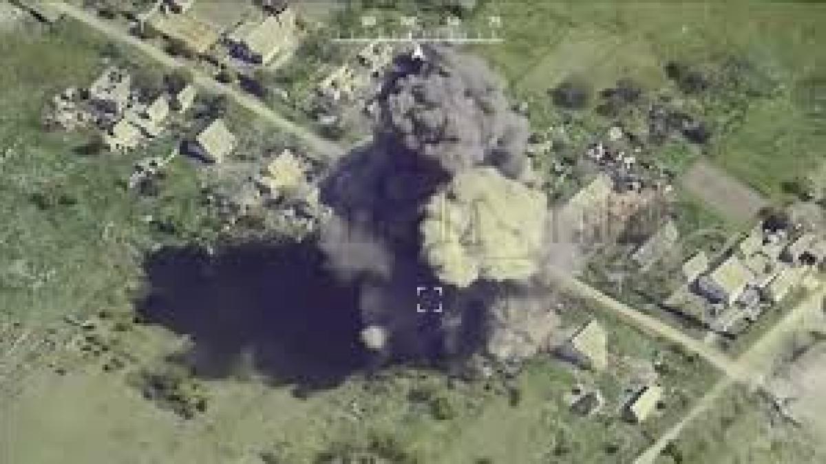 Aviația ucraineană distruge un centru rusesc de control al dronelor FPV (Video): Atacul a fost efectuat de un MiG-29, echipat cu două bombe ghidate AASM HAMMER