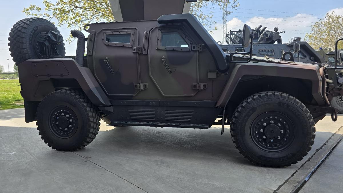 Primul blindat 4x4 Cobra II „made in Romania”, în timp record. 90% e totul gata iar producția de serie începe anul acesta cu apogeul de 1.5 blidate pe zi