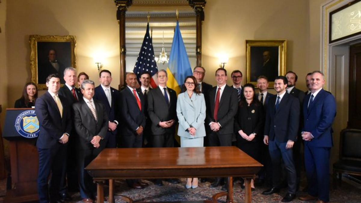 gp0m3y8wuaa9yr7_16390200