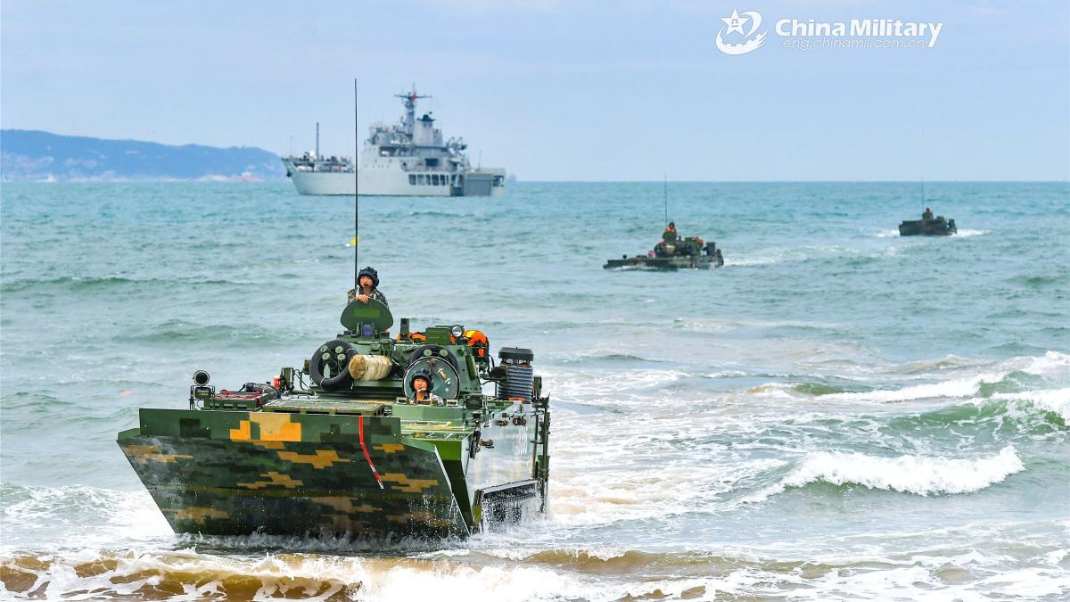 china-exercitii-desant_73658700