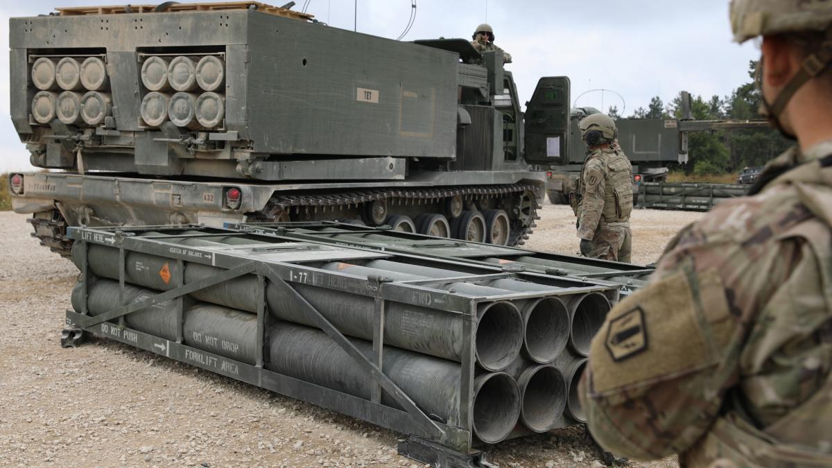 dynamic-front-23-sisteme-mlrs-grafenwoehr-training-area--germany-1_07321000