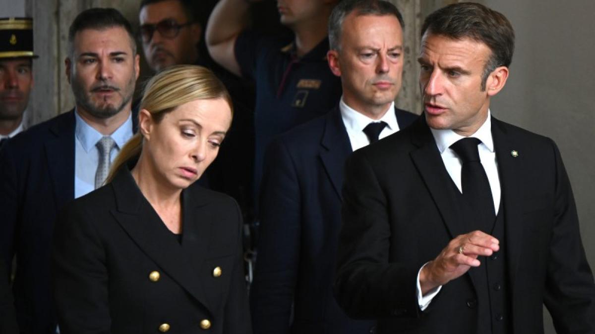 1-macron-meloni_56410000_17632800