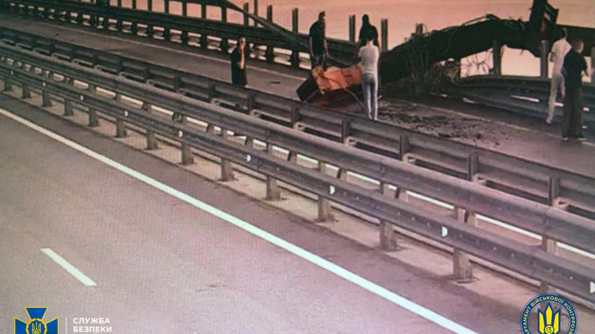 pod-kerci-distrus_68889100