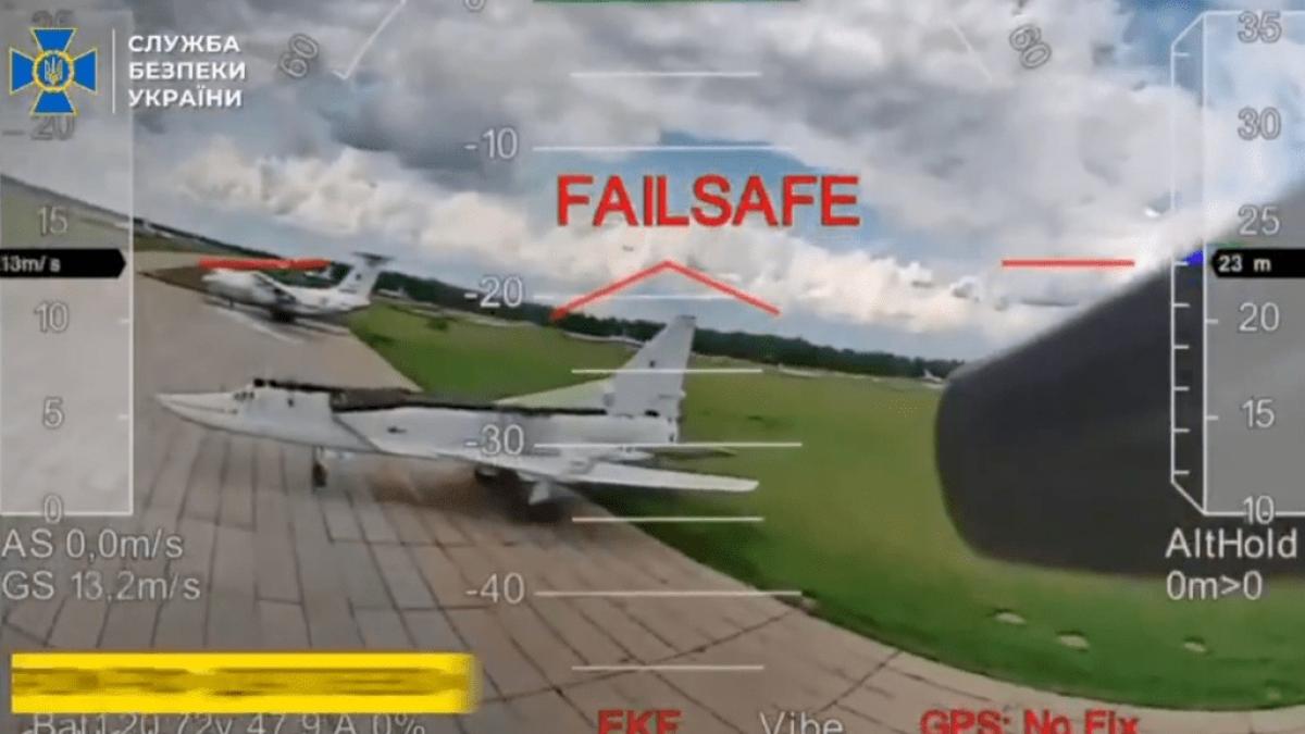 aeronave-t-22m3-distruse-de-ucraineni-02_42559400