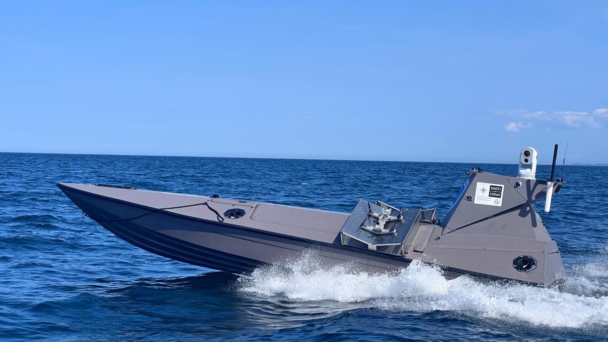 uncrewed-surface-vessel-nato-drona-maritima_06228800