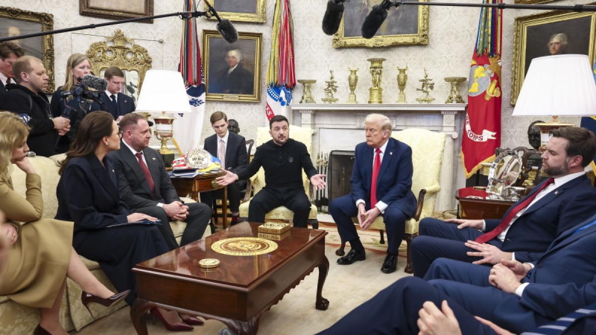 trump-zelenski2_14496600_00685400