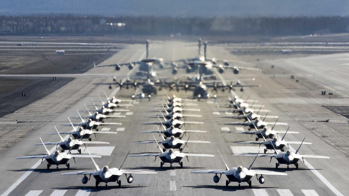 f-22-elephant-walk_49874700