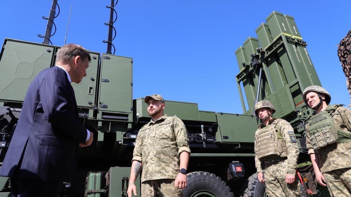 gus1lw0weaax5vl_51649700