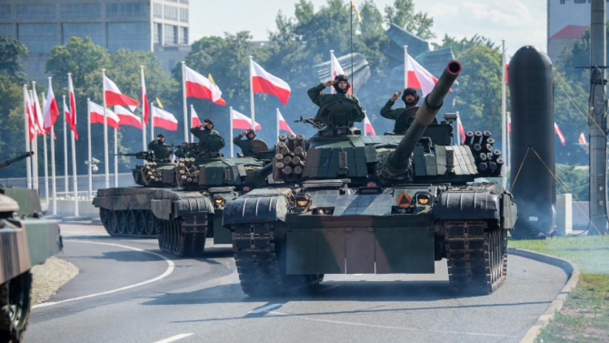 polonia-soldati-armata-parada_47351400_06722800