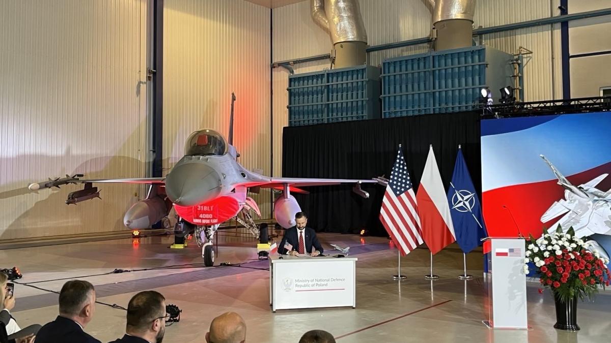 gypuikxwwaeqsoc_83709400