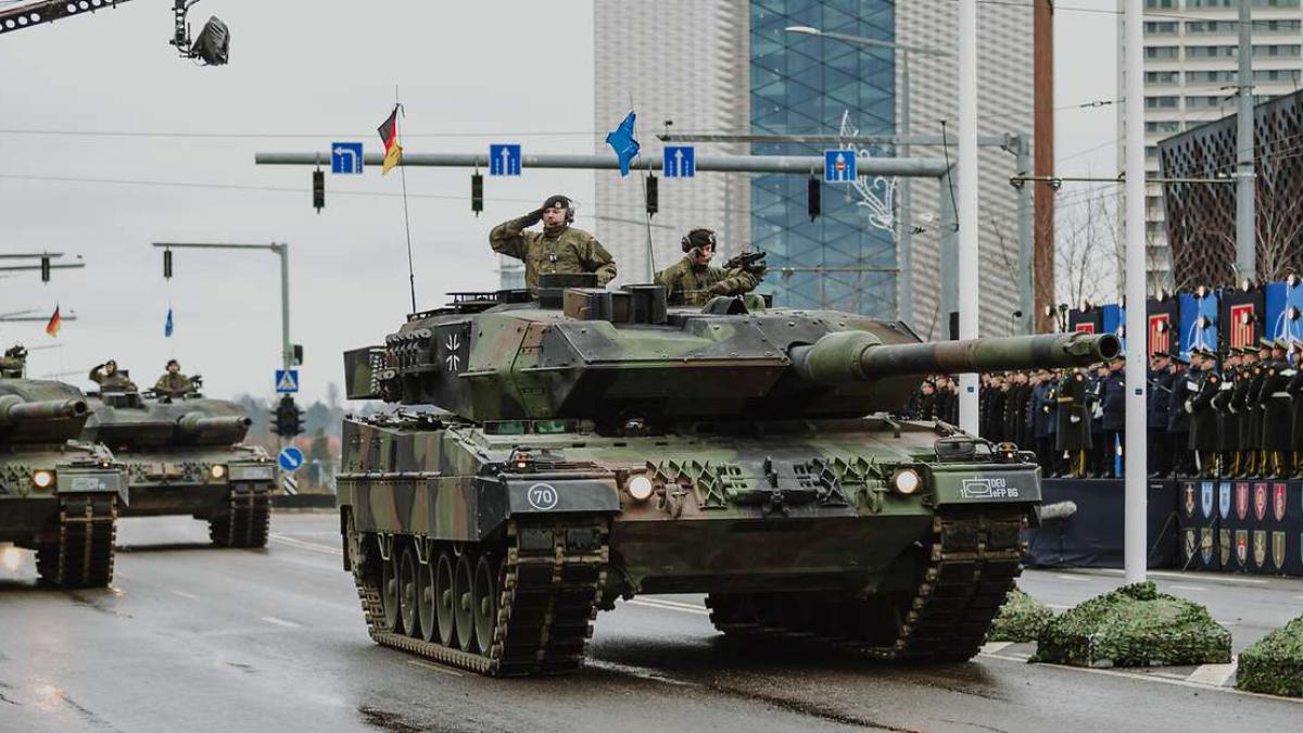 brigade-litauen-milita-rparade-vilnius-105-jahrestag_27970000